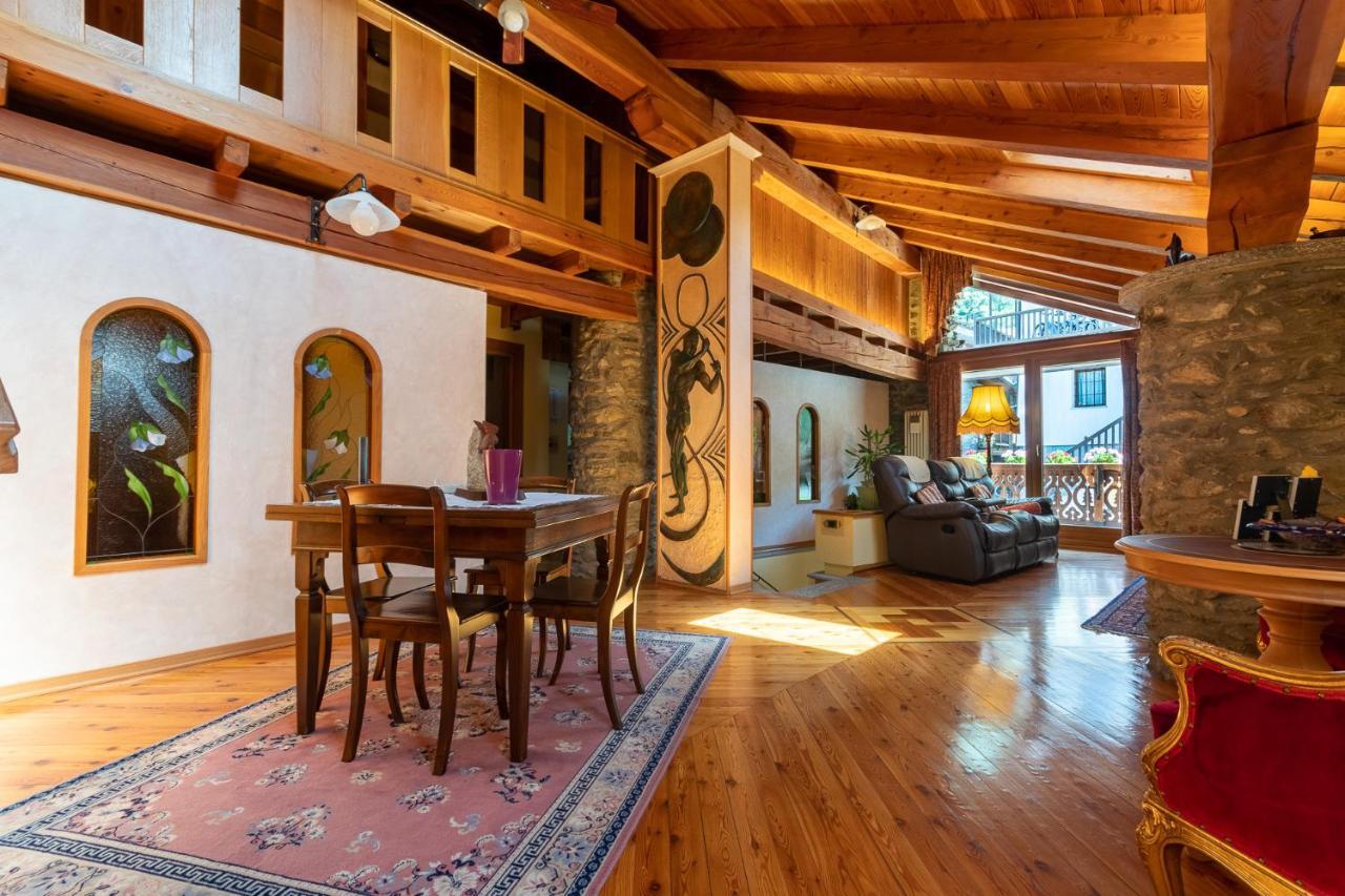 L'Atelier Du Temps - Woodstone Villa Аоста Екстер'єр фото