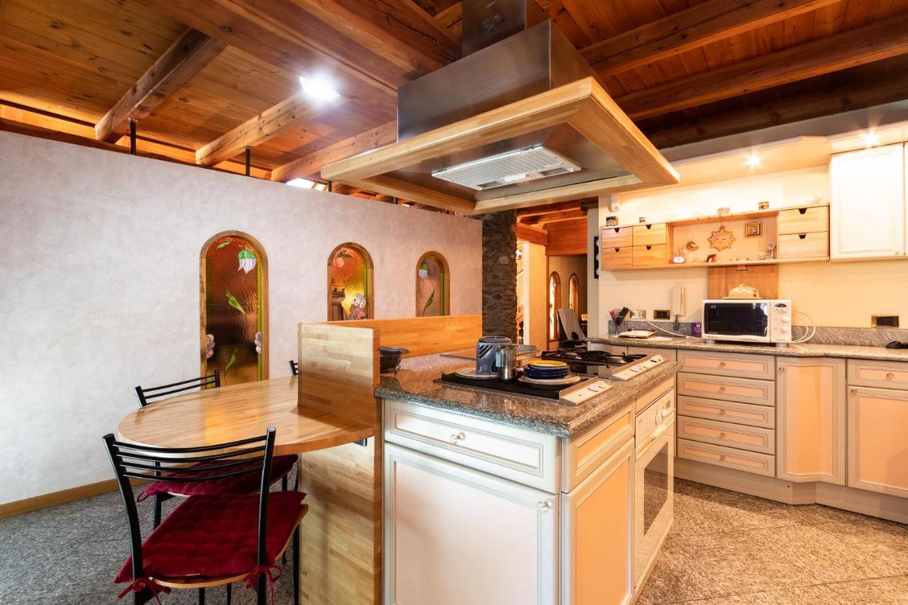 L'Atelier Du Temps - Woodstone Villa Аоста Екстер'єр фото